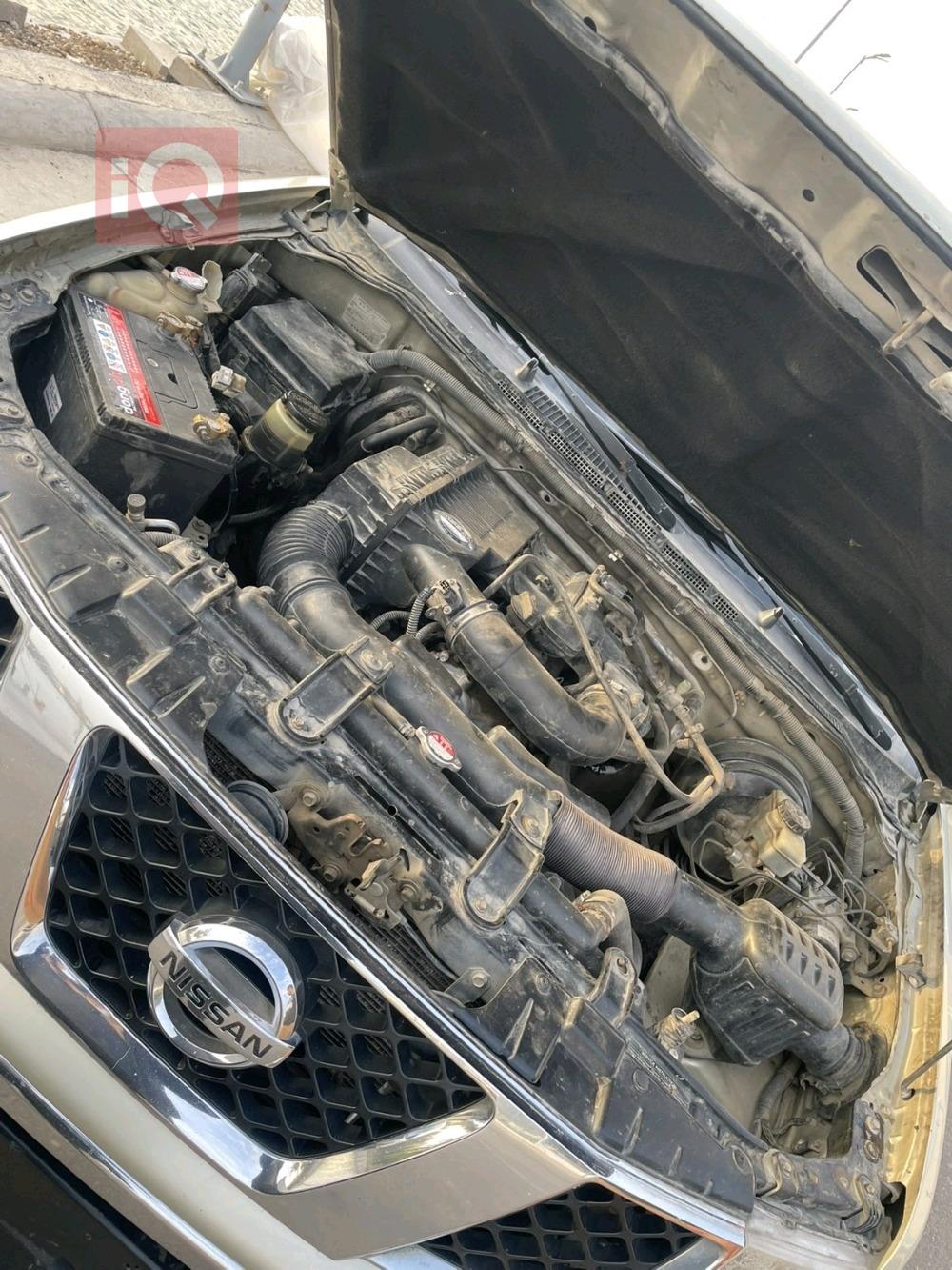 نیسان نەڤارا